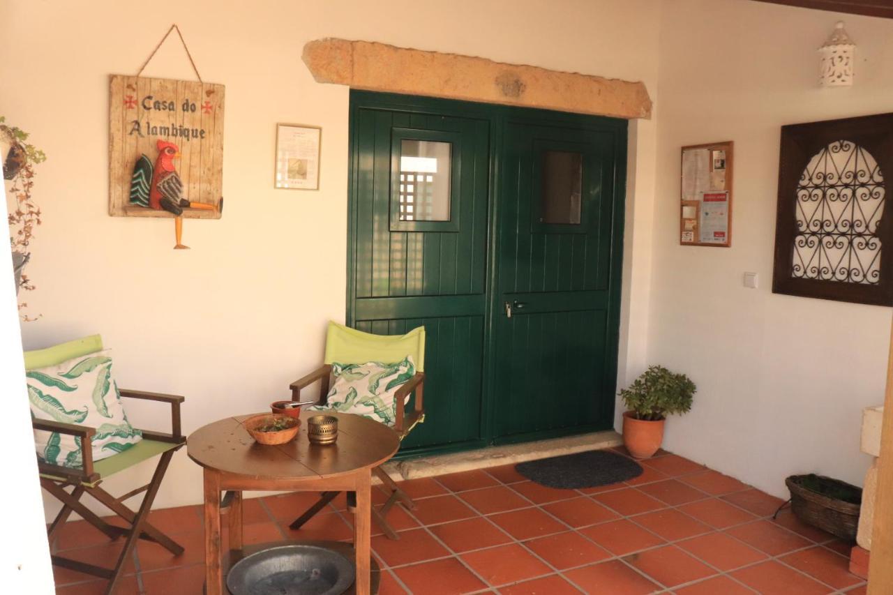 Casa Do Alambique Apartment Tomar Bagian luar foto